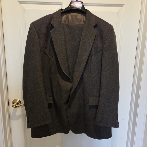 Circle S Western Blazer Jacket 48L With Matching Slacks 40x31 Chocolate Brown